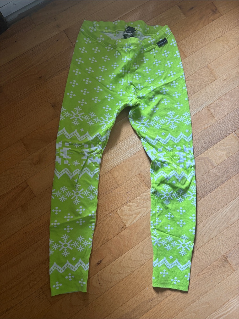 Green Snowflake Women’s Thermal Bottoms